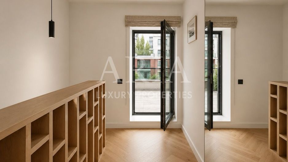 ELEGANT TOWNHOUSE | PRIVATE GARDEN | PANORAMIC TERRACES | - Poză 19