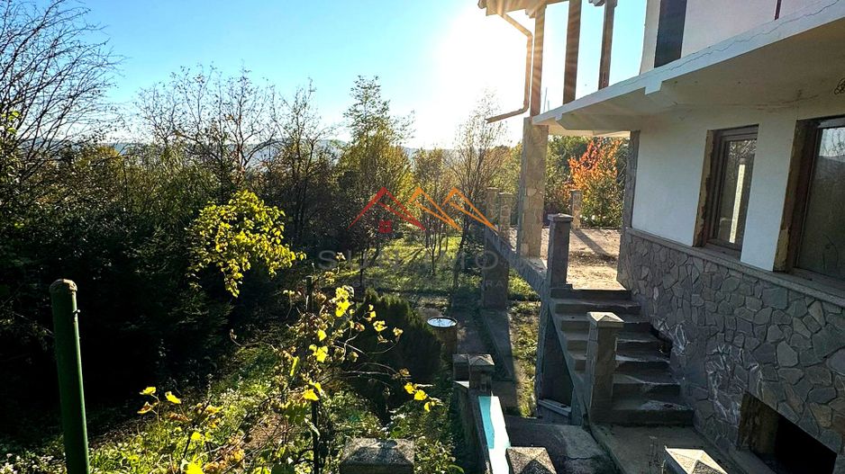 Vila S+P+E, priveliste deosebita, 6 camere, garaj, terasa, Cornu, PH - Poză 5