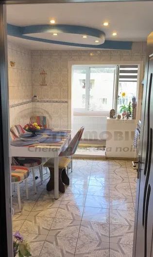 Apartament 3 camere, decomandat, 2 bai, 82mp, Poitiers - Poză 3