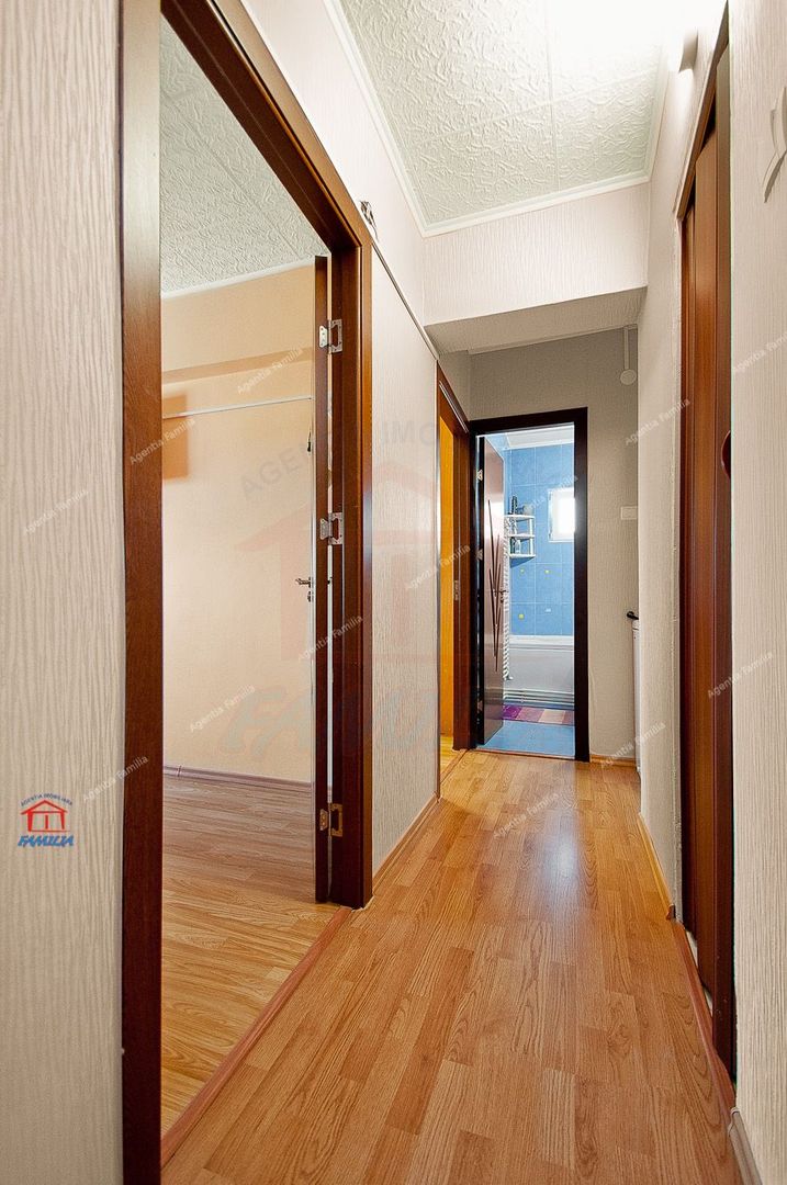 Apartament spatios, renovat, 4 camere, decomandat, etaj 4, Micro 39 - Poză 11