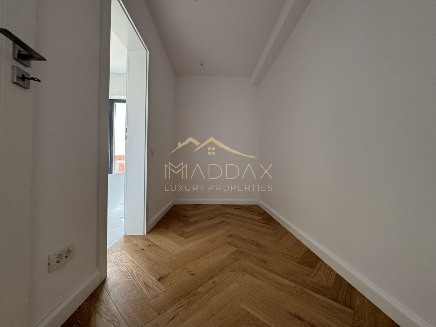 Vila LUX***Panouri fotovoltaice***Lake view//Laguna Albastra/Corbeanca - Poză 36