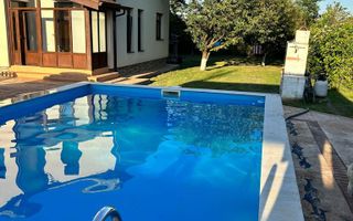 Casă spațioasă cu piscină, de vânzare în Simeria - Poză 2