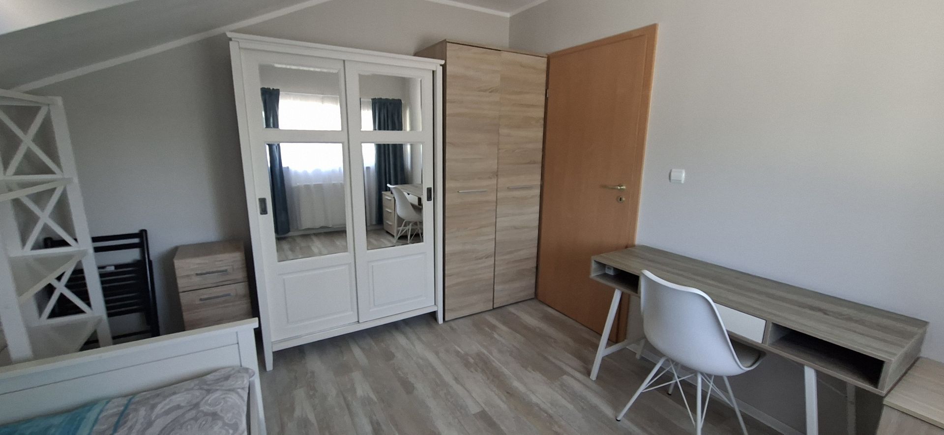 Casă de închiriat în Dumbravita – 3 dormitoare si garaj - Poză 24