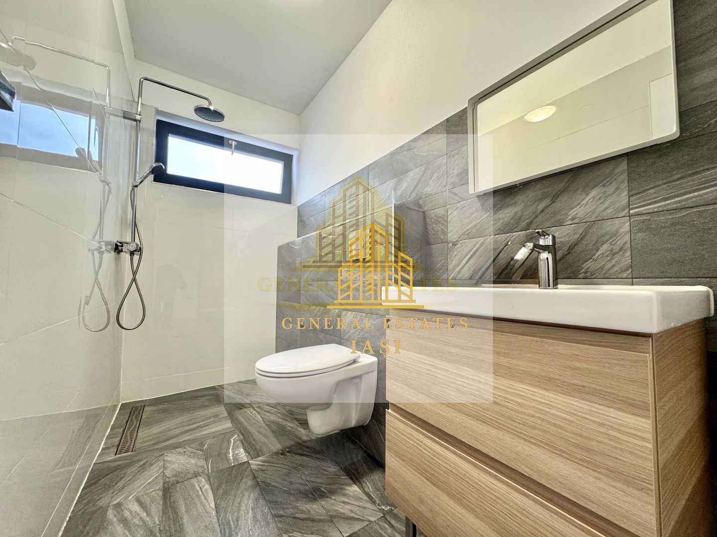 Vânzare Casă P+E în Bârnova-Gata de mutare imediata - Poză 14