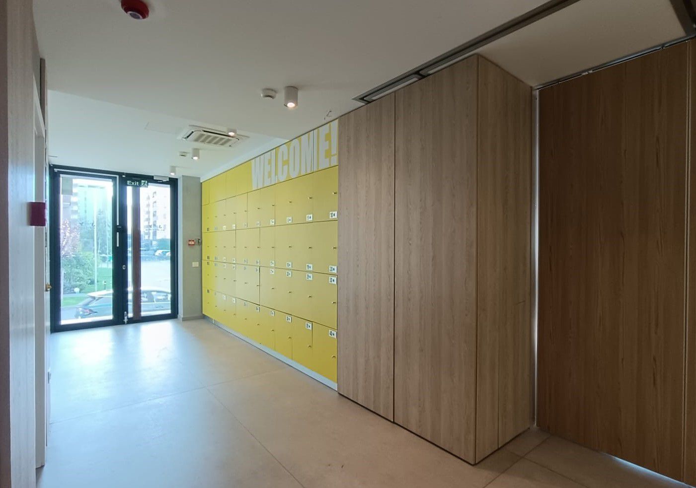 Inchiriem spatiu comercial 202 mp zona Coresi - Poză 10