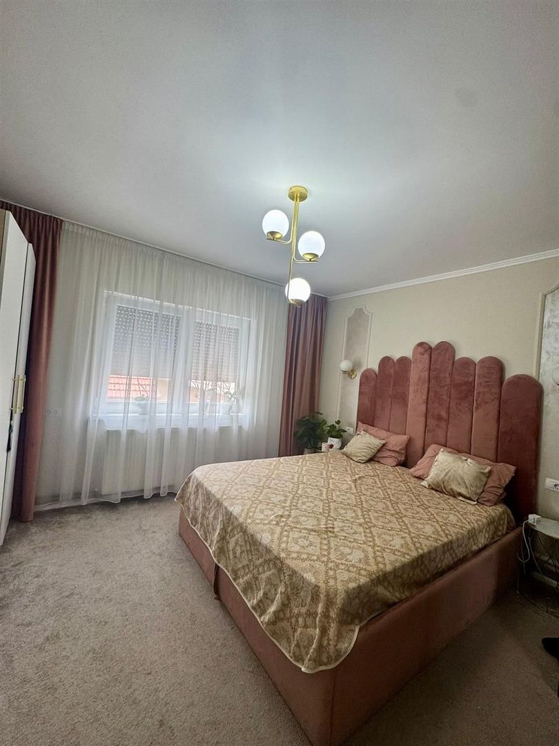 Apartament 3 camere la casa zona Garii - Poză 1