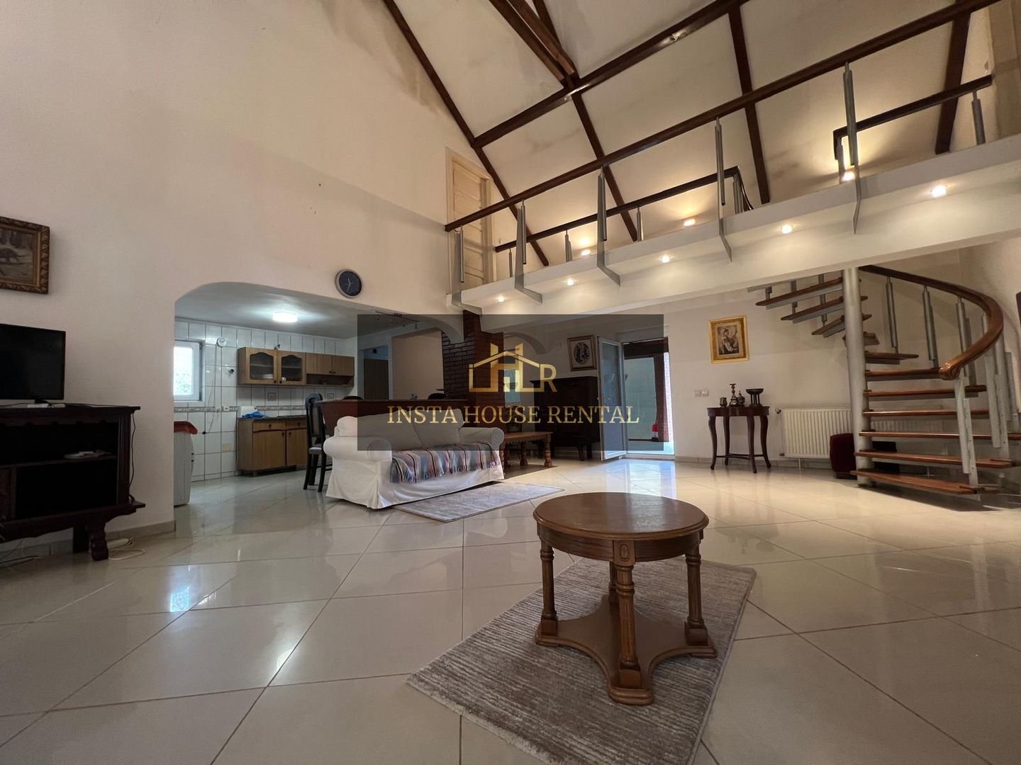 Casa cu teren 1000mp Ciolpani - Poză 8