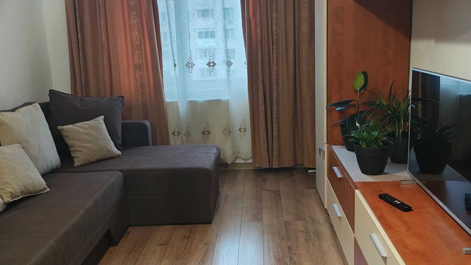 Vânzare apartament 2 camere Titan- aproape Auchan, bloc 1980, boxa - Poză 4