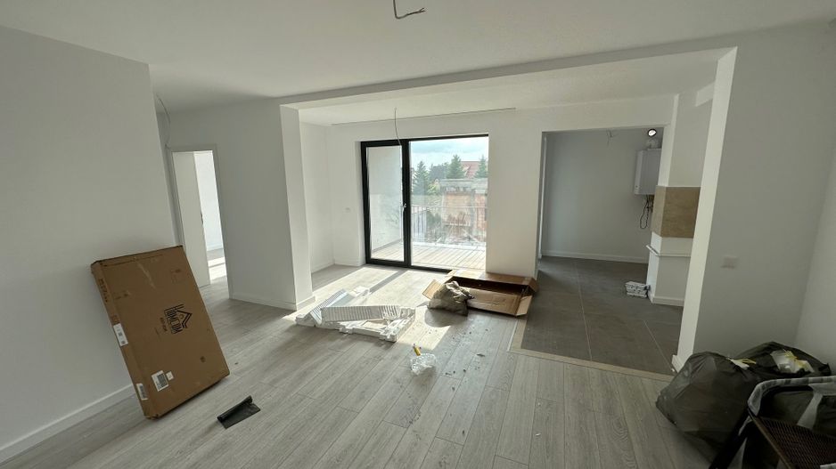 Apartament 3 camere la prima inchiriere - Poză 3