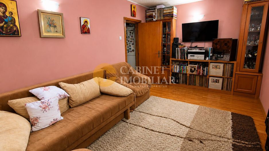 Apartament 4 camere parter/ Spațiu Comercial Nicolina 2 - Poză 2
