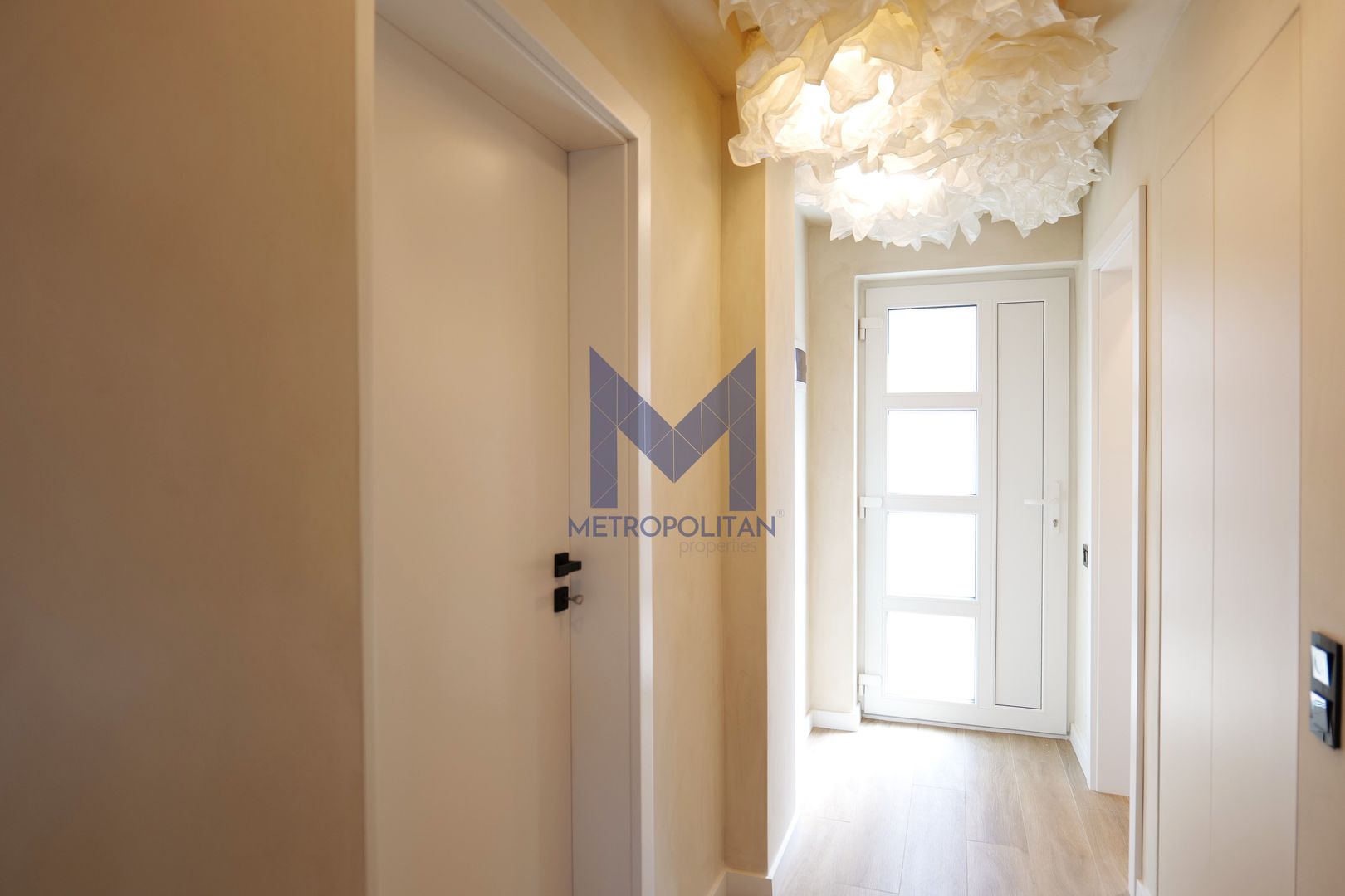 De vânzare casă deosebită 4 camere în localitatea Florești - Poză 19