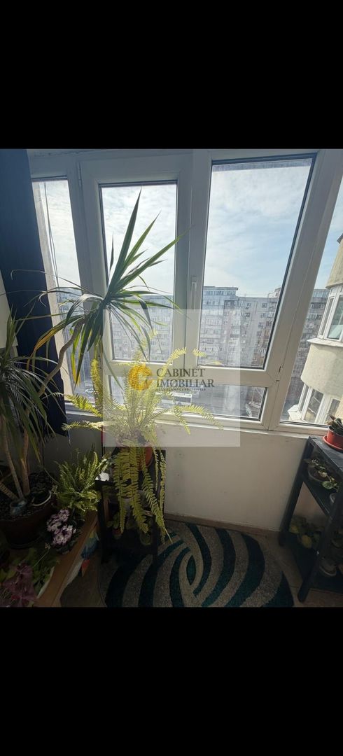 3 camere - 70MP | Decomandat | 2 Balcoane | Crangasi - Poză 4