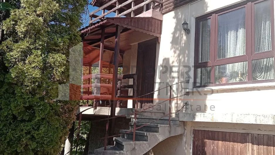 PROPIETAR URGENT Casa duplex BRAN arpox 300m utili, 1300mp teren - 2 case la pret de 1 apartament !! - Poză 4