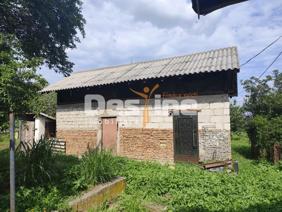 Casa, anexe si teren Floresti  Prahova 1075mp.! - Poză 7