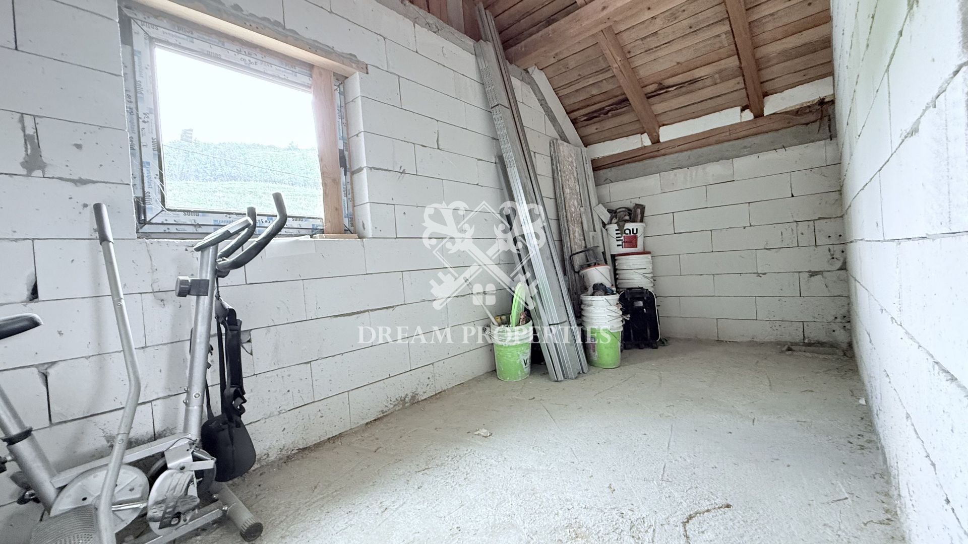 Casa individuala 5 camere, 2 bai, 120 mp, teren 300 mp, Sannicoara - Poză 13