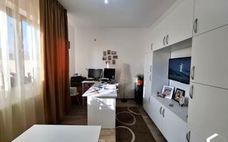 Vila cu 7 camere de vanzare in Paulesti - Poză 9