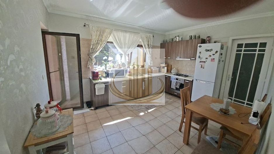 Casă Individuală | 200 mp utili | Garaj | Curte Mare | Dumbrăvița - Poză 5