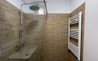 De Vanzare: Apartament cu 2 camere, Semicentral! - Poză 9