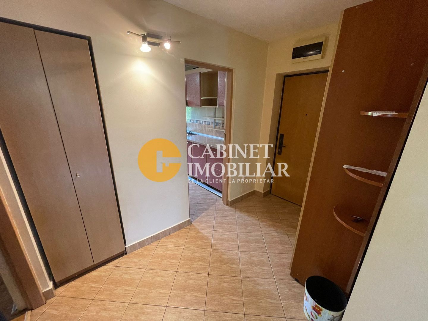 Nicolina- Eslanada - 3 Camere Decomandat Etaj 3 -Bloc 1991 - Poză 9