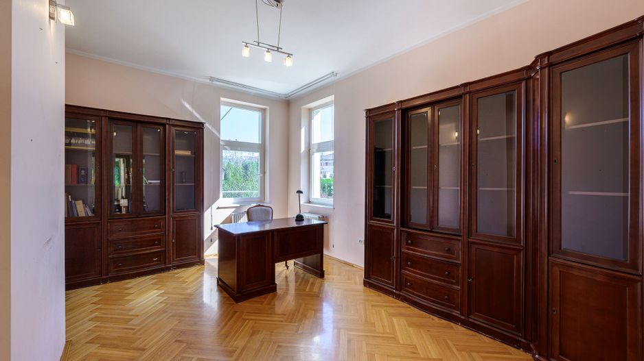 CASA Individuala ELEGANTA 280MP Teren 2150MP CAMPULUI - Poză 8