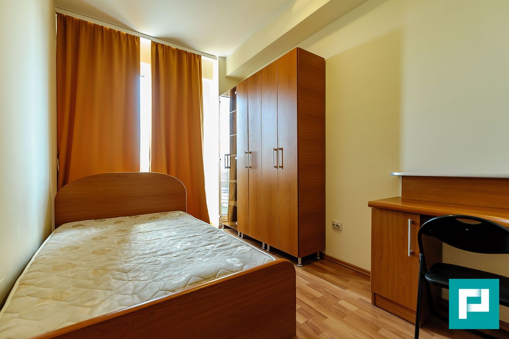 Apartament cu 3 camere, Ared Uta. - Poză 10