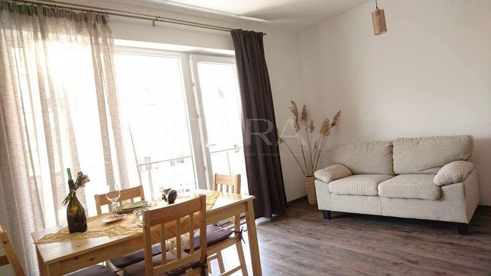 Apartament cu 2 camere în zona magazinului Jysk. - Poză 1