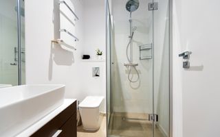 2 camere modern | Parcare | Terasă | Vedere lac - Poză 17