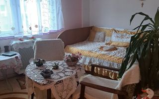BRASADAS vinde ap 2 cam etaj 4/4 in Micro 16. - Poză 7