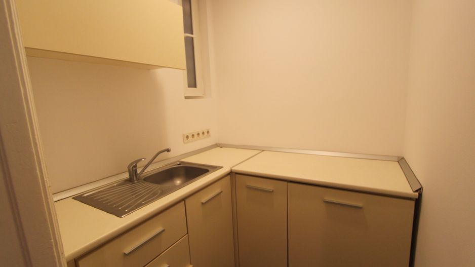 Spațiu de birouri mobilat - 120mp  în zona Unirii. - Poză 8