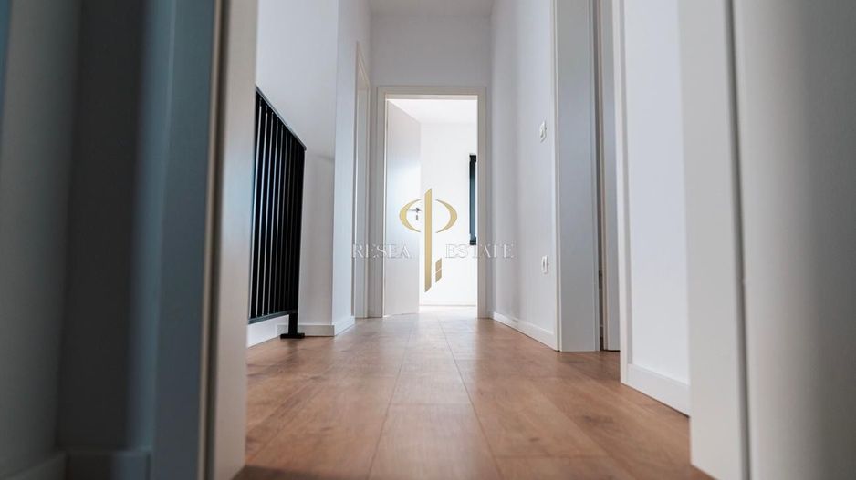 Casa individuală -4 camere - Giroc - Poză 7