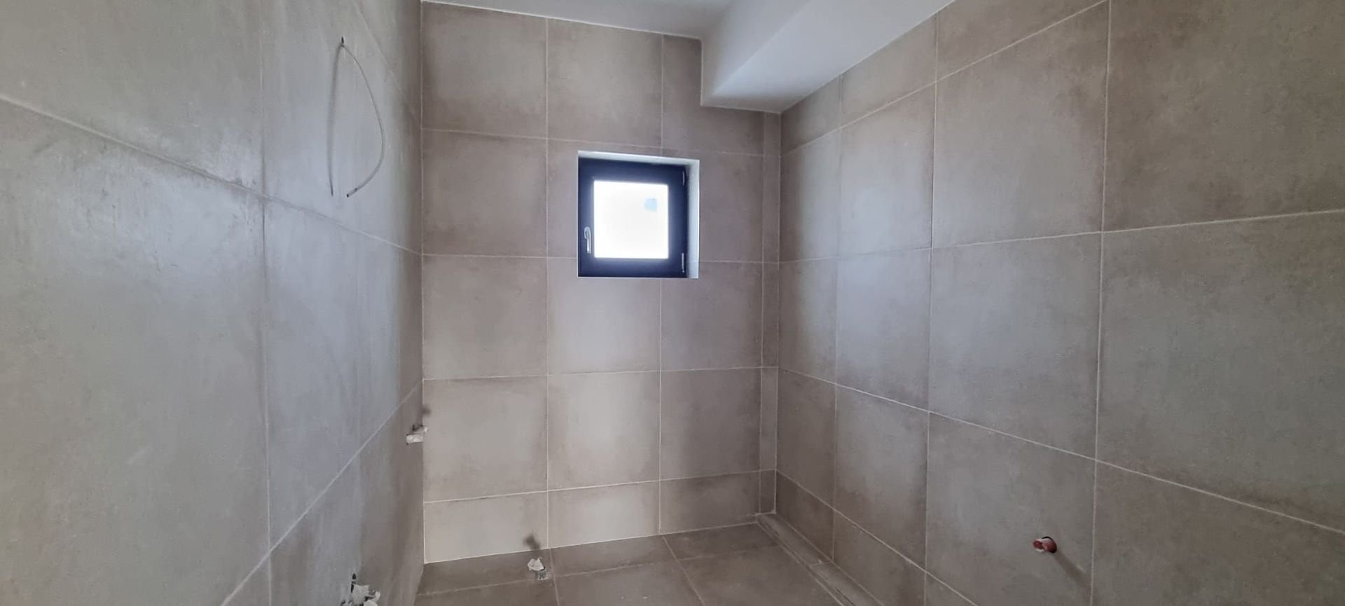 Vilă Individuală cu 700 mp Teren și Mansardă Amenajată - Poză 10