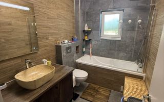 Apartament decomandat cu 2 camere și grădină amenajată, Florești. - Poză 6