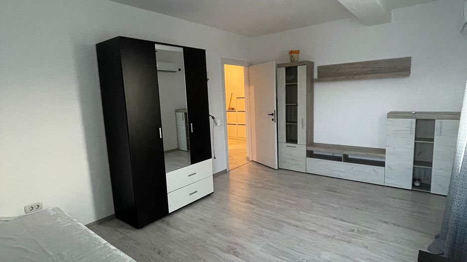 APARTAMENT MODERN CU 2 CAMERE – CARTIERUL LATIN - Poză 1