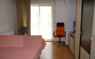Apartament cu 3 camere de vânzare in Floresti, zona Florilor. - Poză 4