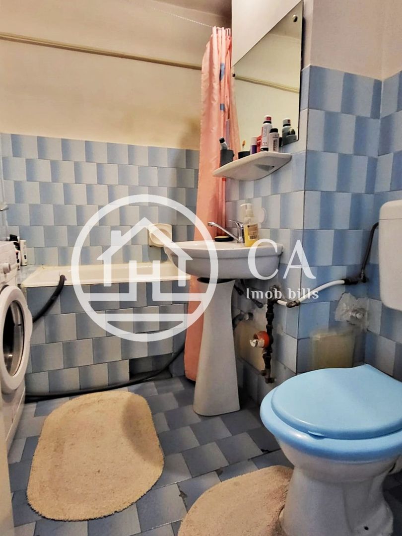 Apartament 3 camere de vânzare- Zona Centrală - Poză 5