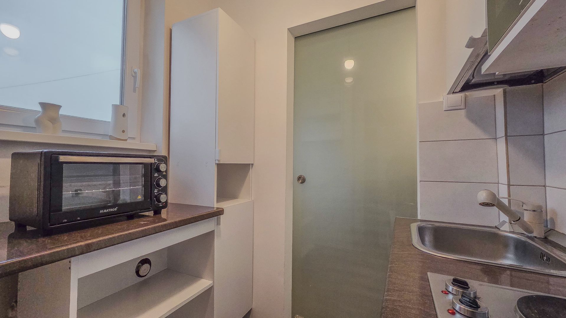 Garsonieră spațioasă de închiriat – Universitate | Str. Academiei - Poză 9