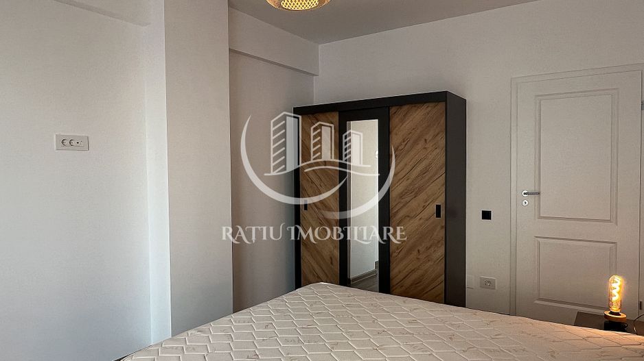 Apartament cu 3 camere | Terasa 70 mp | Luceafarul | Oradea - Poză 9