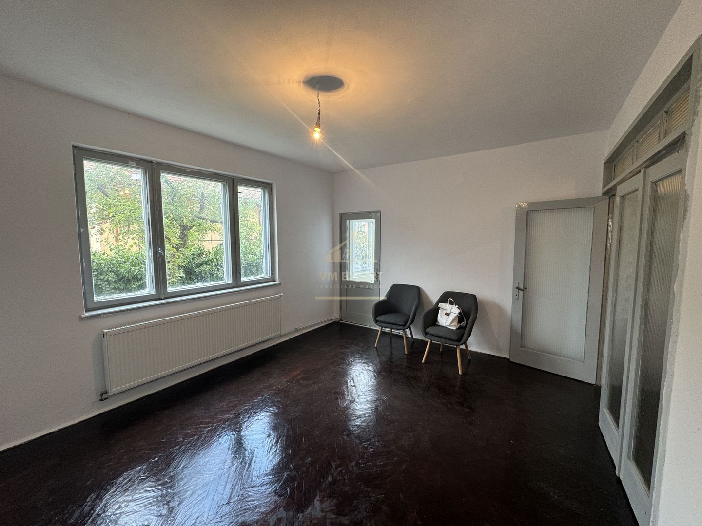 APARTAMENT IN CASA TIP DUPLEX 3 CAMERE+ TEREN 89 MP CAMPULUNG - Poză 1