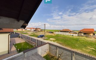 Casă la gri în Livada - Poză 13