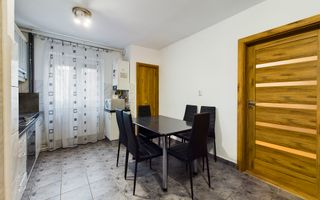 Apartament central cu 3 camere - Poză 3