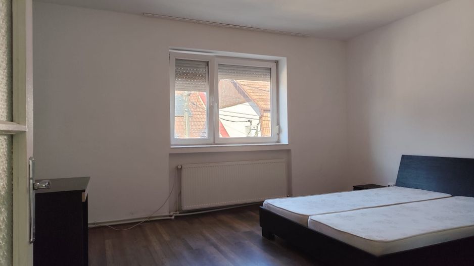 Chirie casa P+1 | ultracentral | pe str. Horváth Imre | Oradea - Poză 3