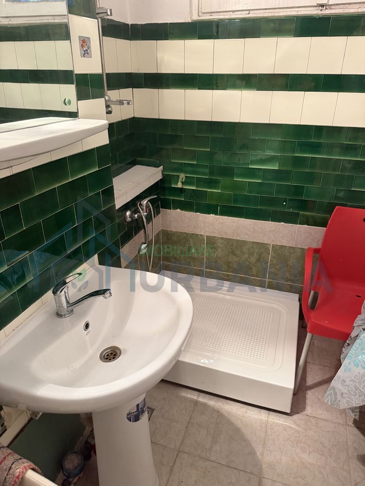 Apartament cu 2 camere semidecomandat de închiriat în Tătărași, lângă Piața Chirilă - Poză 5