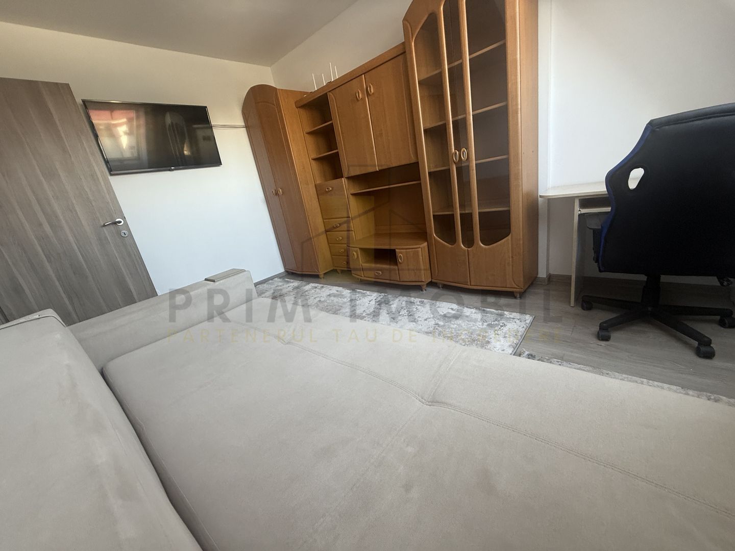 Apartament 2 Camere Decomandat 5 min de Palas Mall - Poză 6