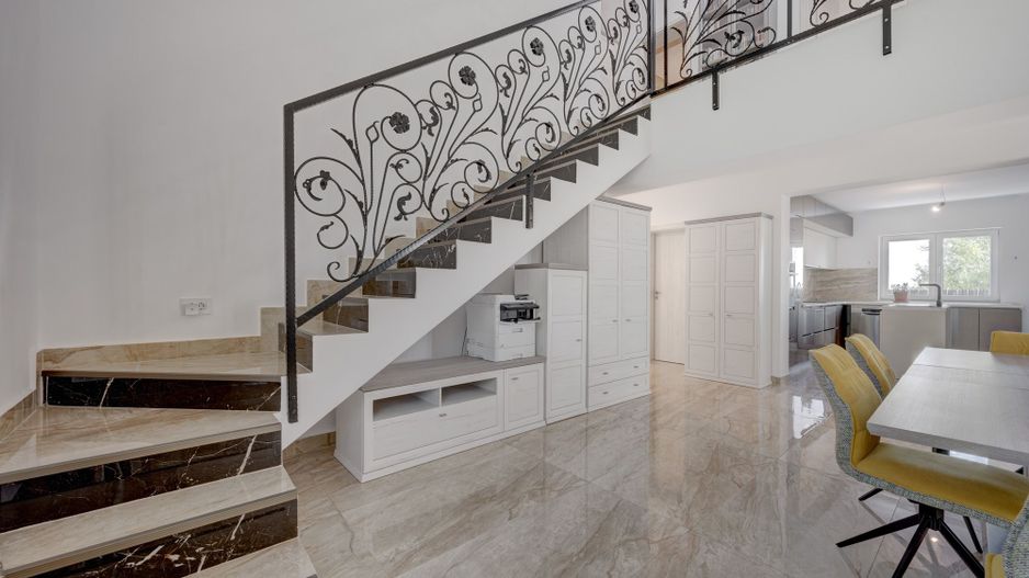 Casa cu Mesteceni!  Complex Lalelelor Domnești - Poză 36