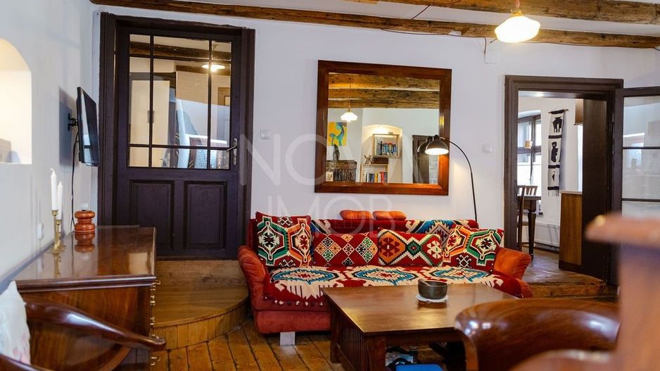CASA INDIVIDUALA IN CENTRUL ISTORIC AL SIBIULUI - Poză 14