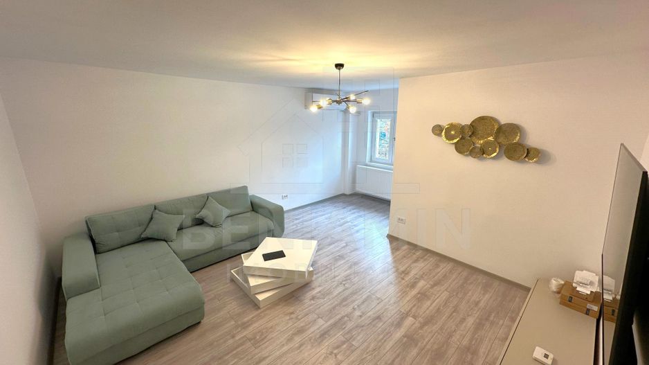 Ultracentral-4 Camere-Lux-Mobilat-Utilat-Etaj 1-CT-Disponibil imediat - Poză 1