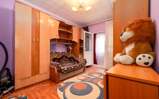 3 camere, 3 balcoane, etaj 3 - Poză 3