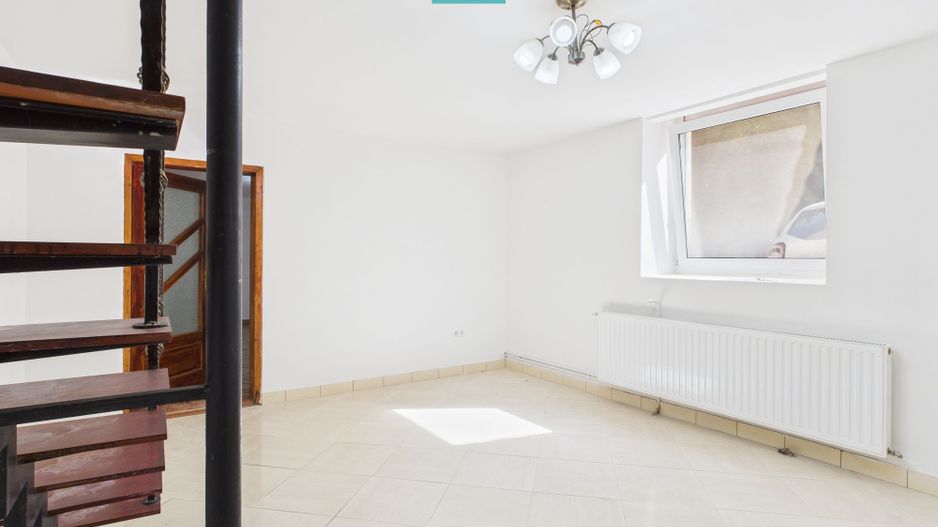 Apartament 4 camere, Bulevardul Revoluției - Poză 3