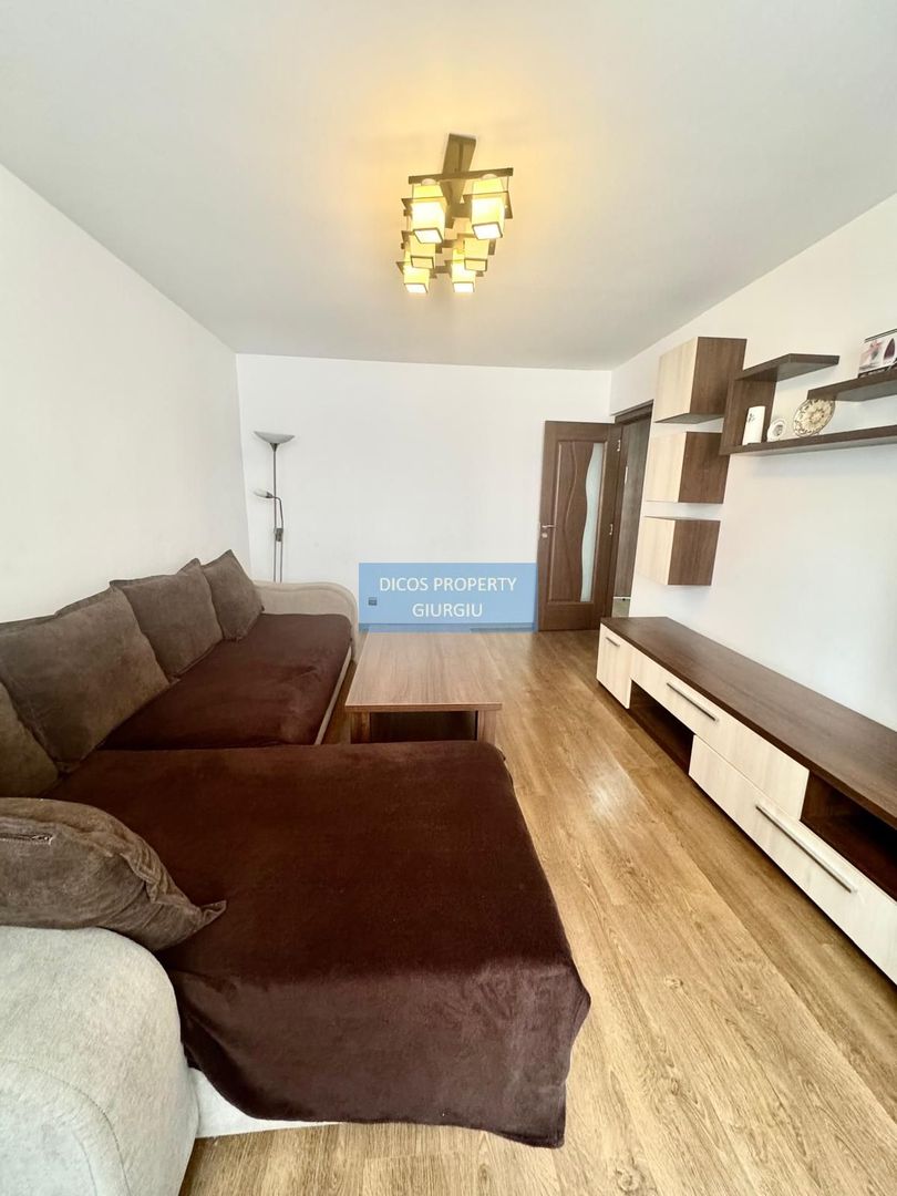 Apartament 3 camere de vânzare – Vasile Alecsandri - Poză 1