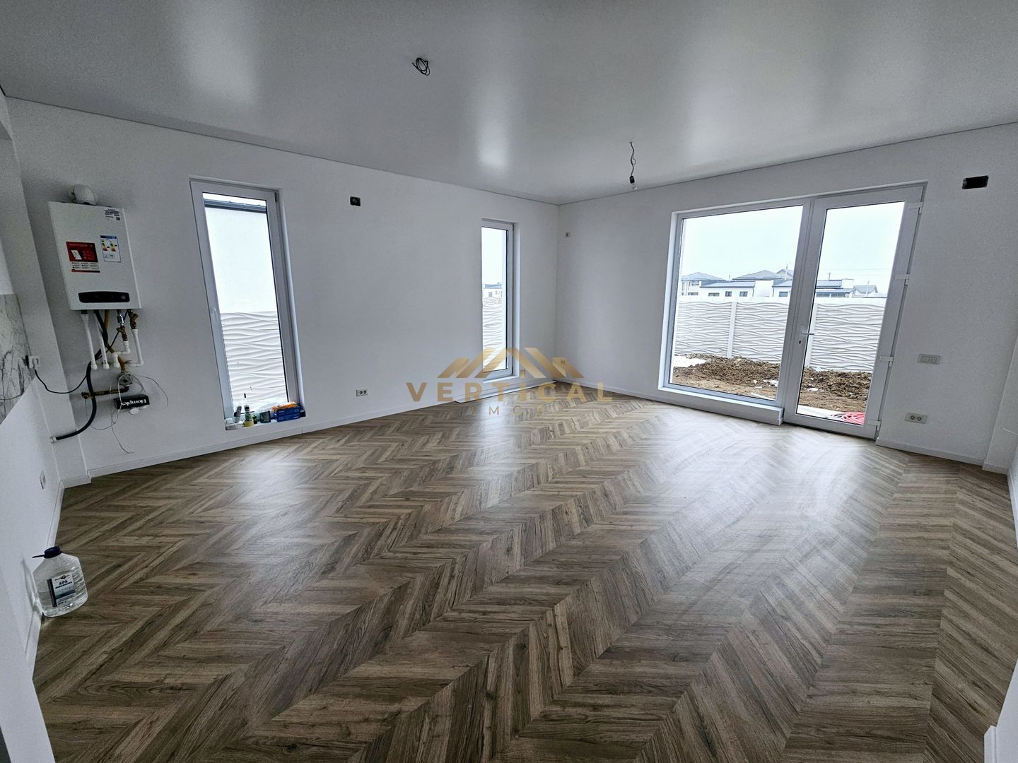 Casa individuala la iesire in comuna Berceni - Poză 5